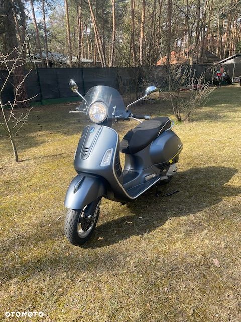 Vespa GTS - 1