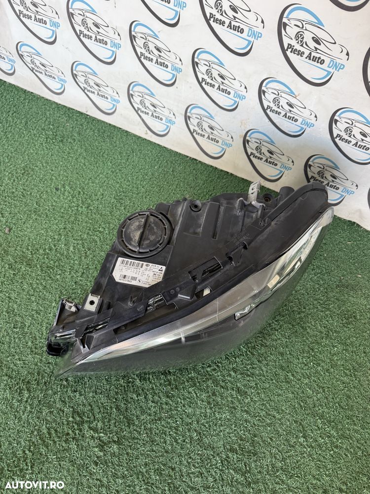 Far stanga Bmw seria 5 F10 F11 facelift lci bixenon bi xenon adaptiv - 4