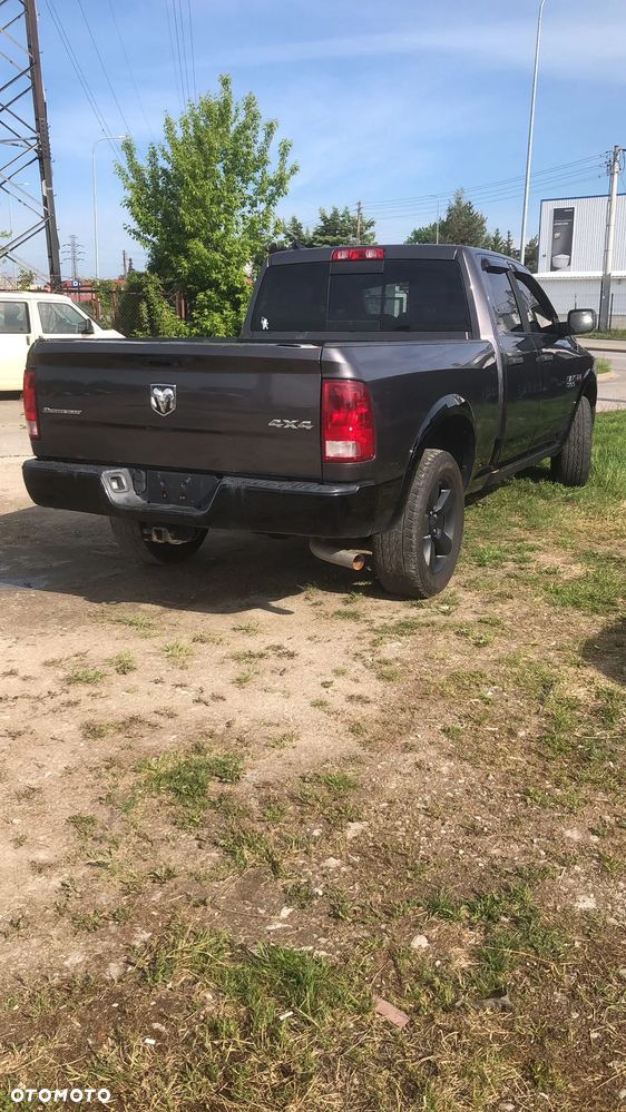 Dodge RAM 5.7 4x4 - 9
