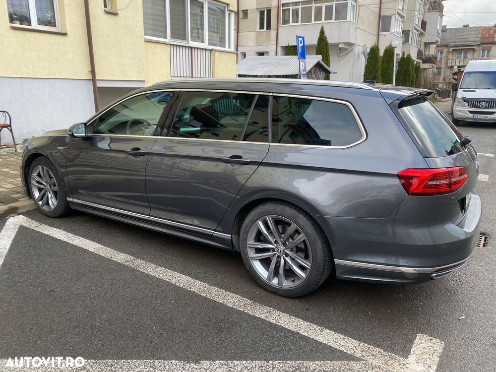 Volkswagen Passat Variant 2.0 TDI SCR 4Motion DSG Highline - 16