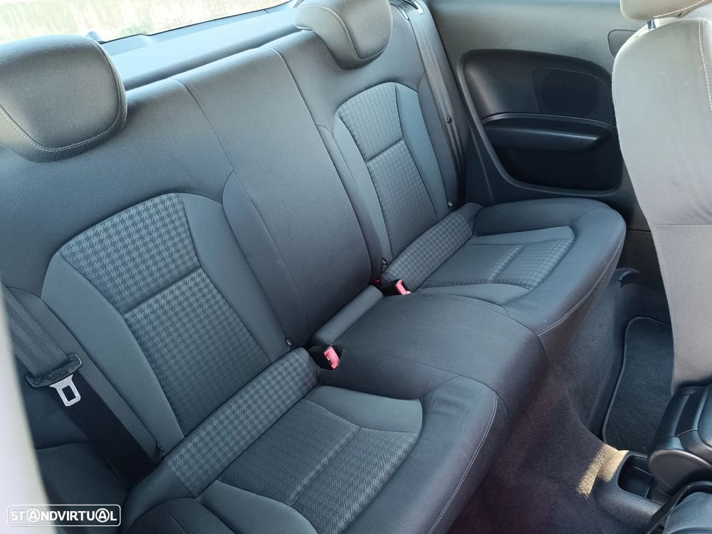 Audi A1 1.6 TDI Sport - 8
