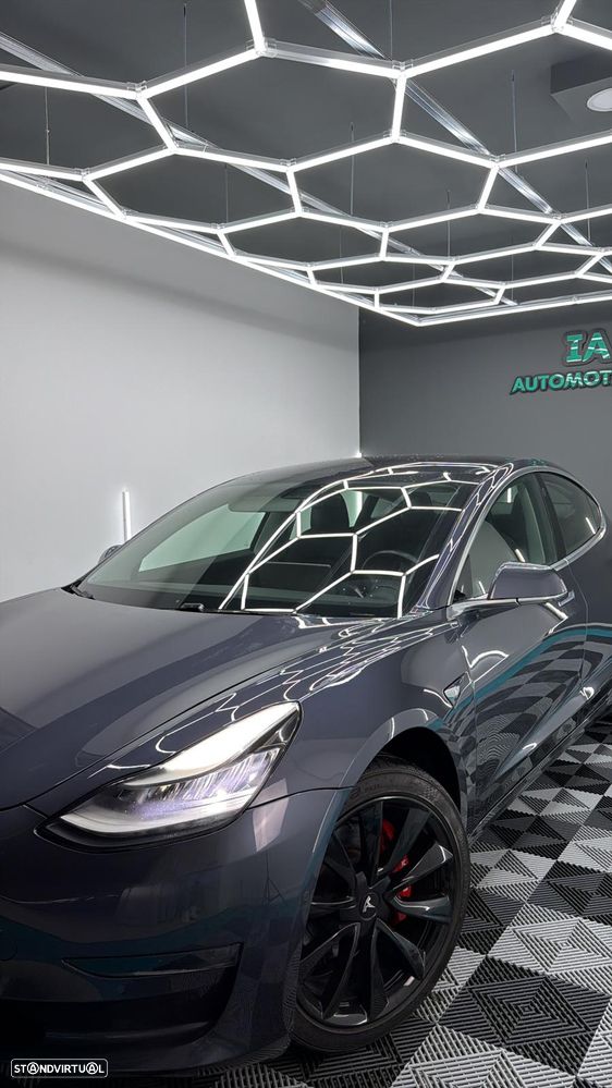 Tesla Model 3 Long-Range Dual Motor AWD - 3