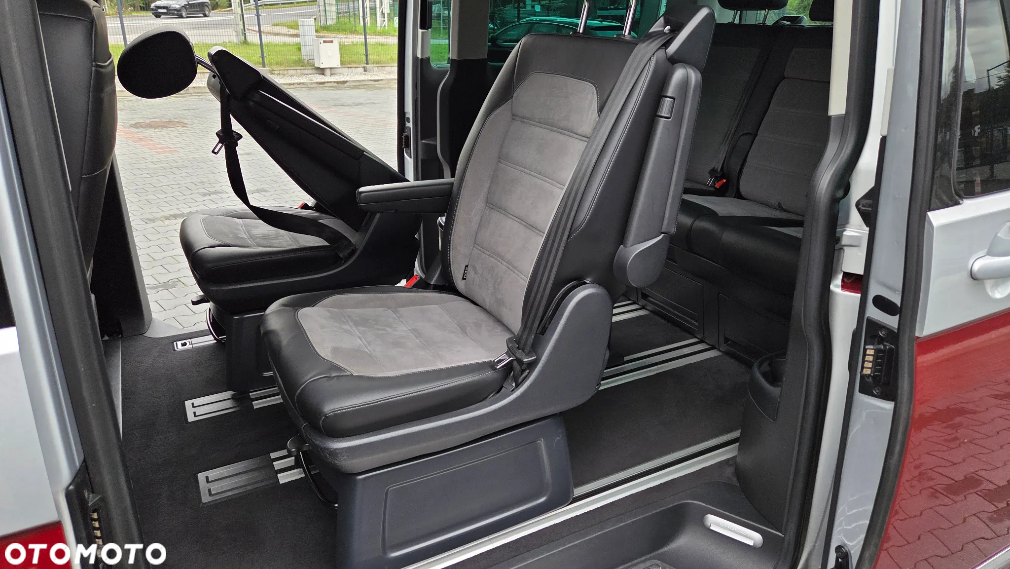 Volkswagen Multivan 6.1 2.0 TDI L1 Highline 4Motion DSG - 11