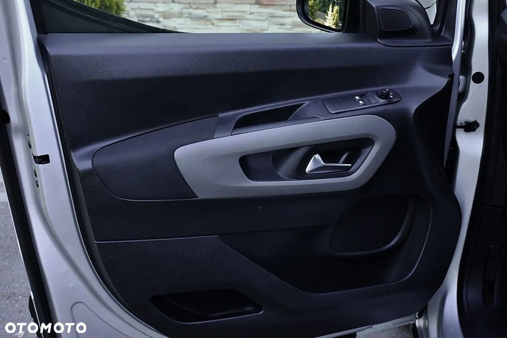 Peugeot Rifter 1.5 BlueHDI Allure S&S - 28