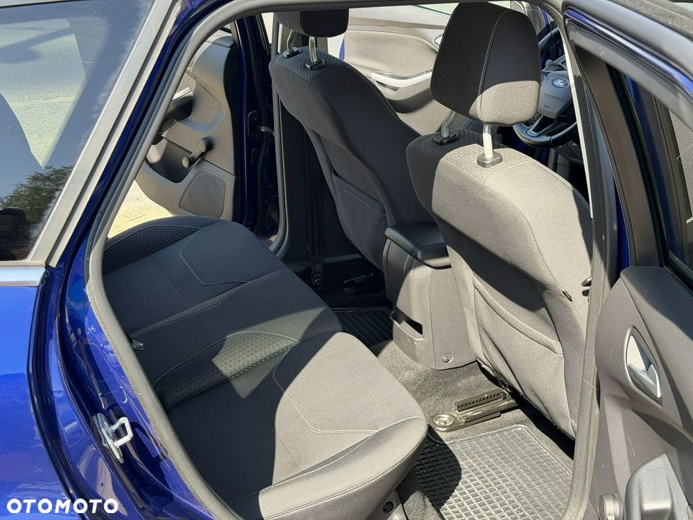 Ford Focus - 23