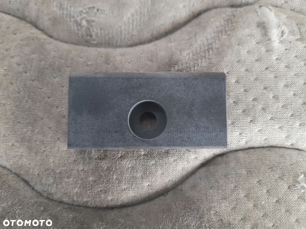 Kątownik / narożnik plastikowy 60x30MM 4 SZTUKI - 2