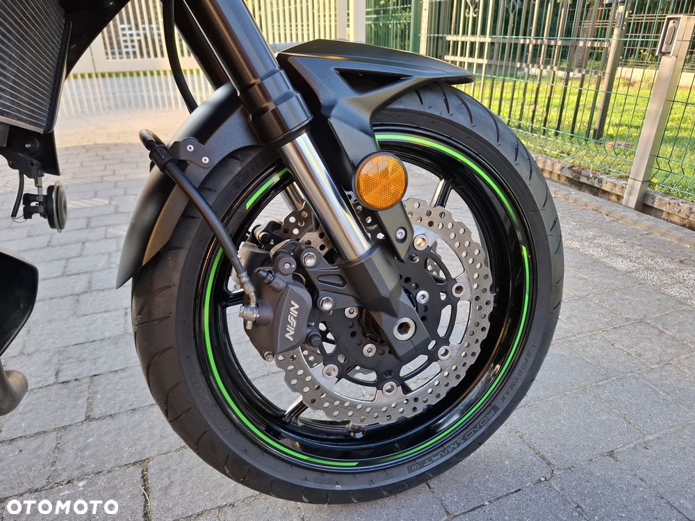 Kawasaki Versys 650 - 11