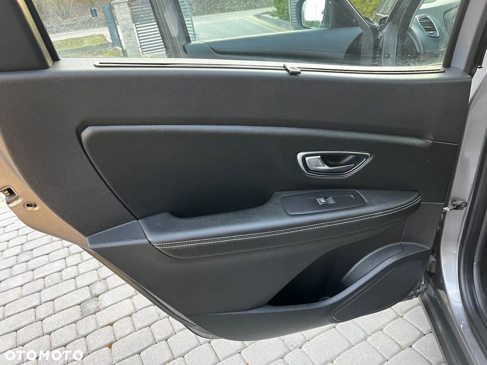 Renault Grand Scenic ENERGY dCi 110 EXPERIENCE - 13
