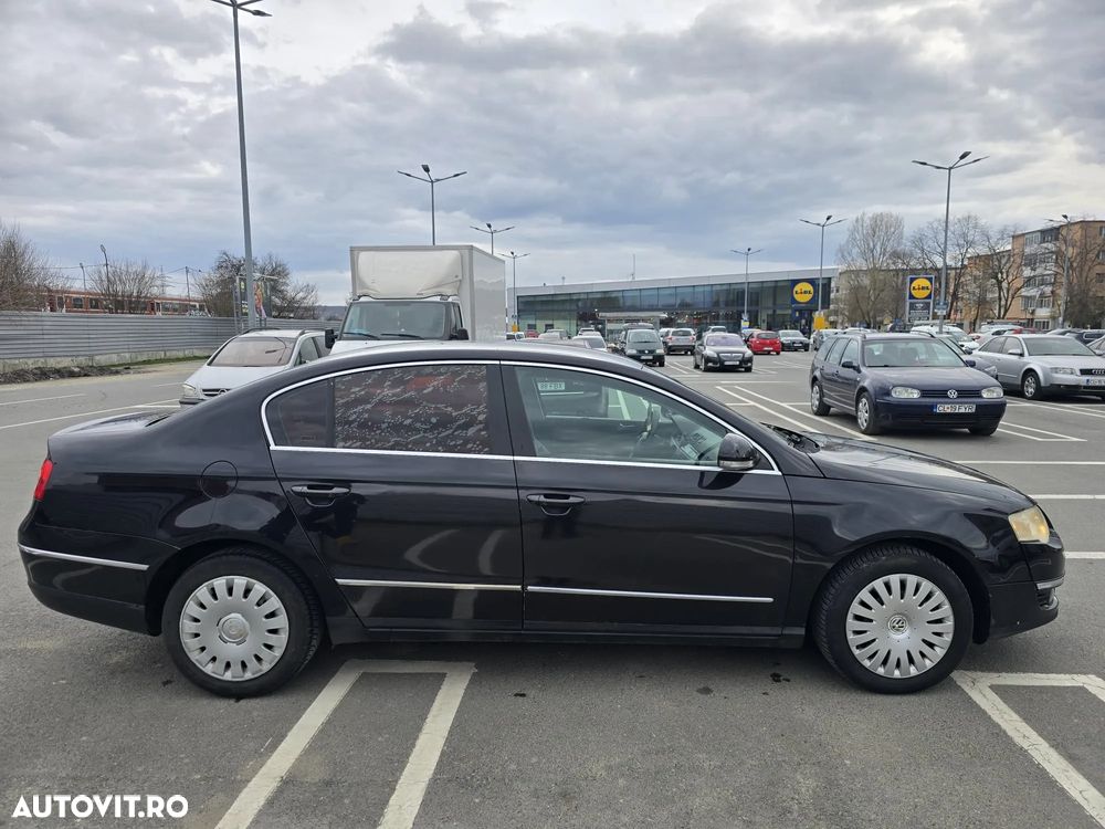 VOLKSWAGEN Jetta 2012 — imagine 3