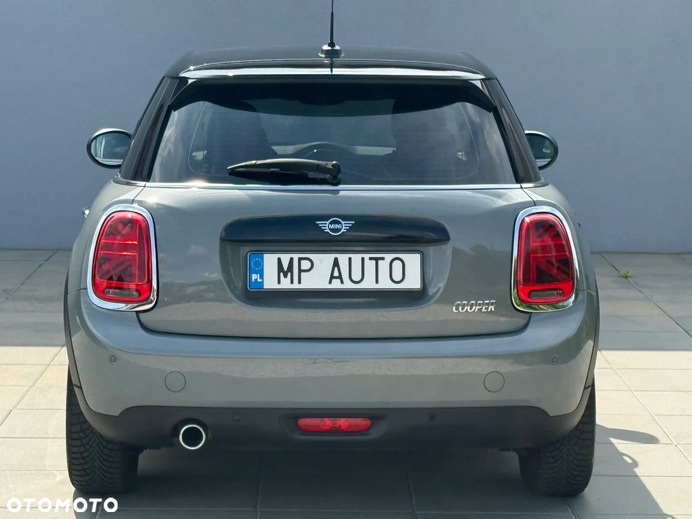 MINI Cooper Standard - 5
