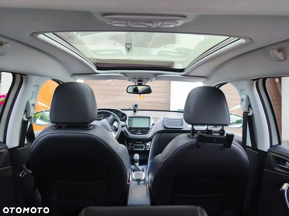 Peugeot 2008 1.2 VTi Allure - 10