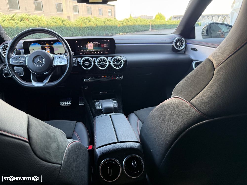 Mercedes-Benz CLA 180 d Shooting Brake 7G-DCT AMG Line - 18