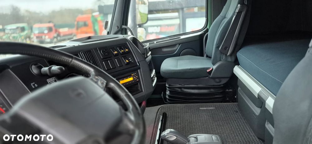 Volvo FH 460 EEV Laweta Pomoc drogowa najazd z Niemiec - 13