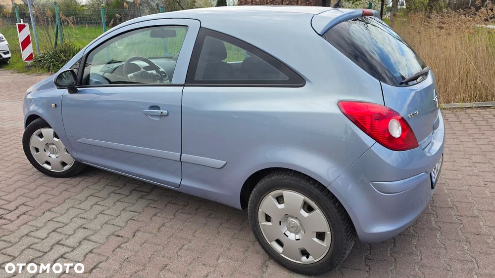 Opel Corsa - 22