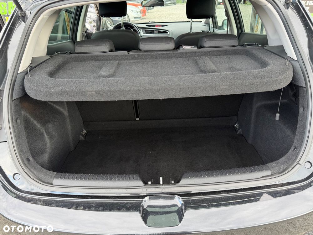 Kia Ceed 1.6 GDI Smart Plus - 12