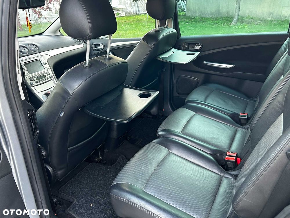 Ford S-Max - 7
