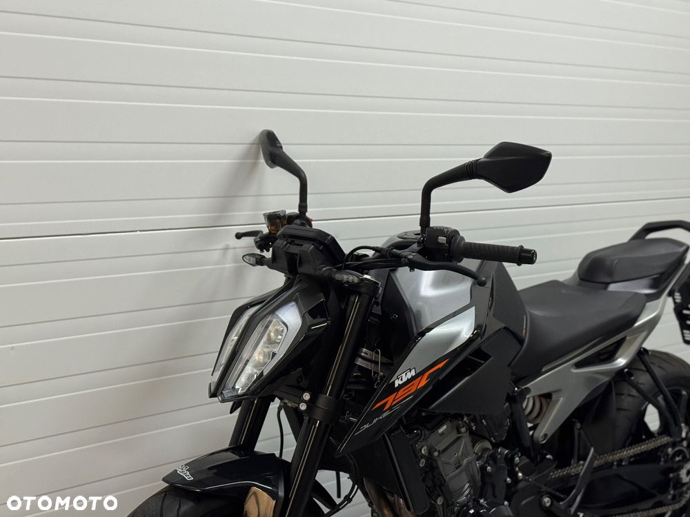 KTM Duke - 18