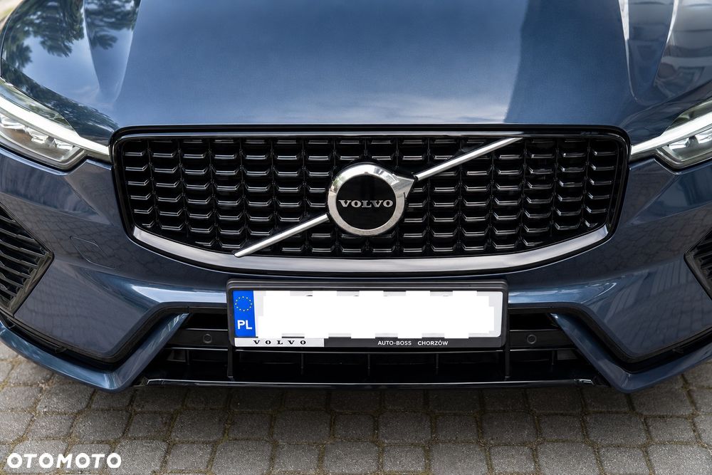 Volvo XC 60 B4 D AWD R-Design - 8