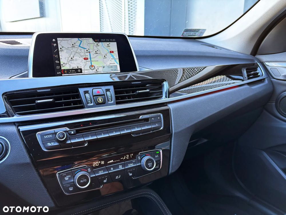 BMW X1 sDrive18i GPF xLine - 25