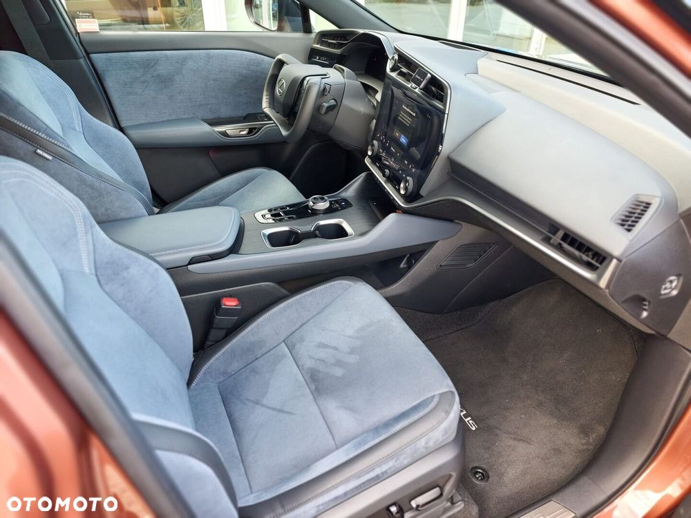 Lexus RZ 500e 77kWh Omotenashi DIRECT4 - 12