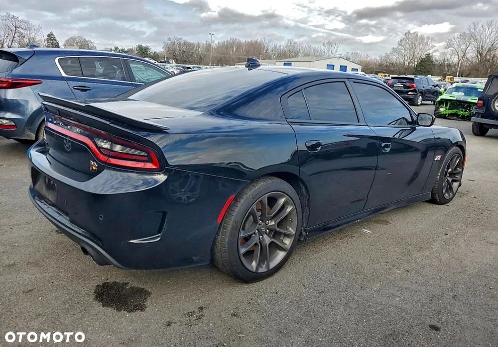 Dodge Charger - 3