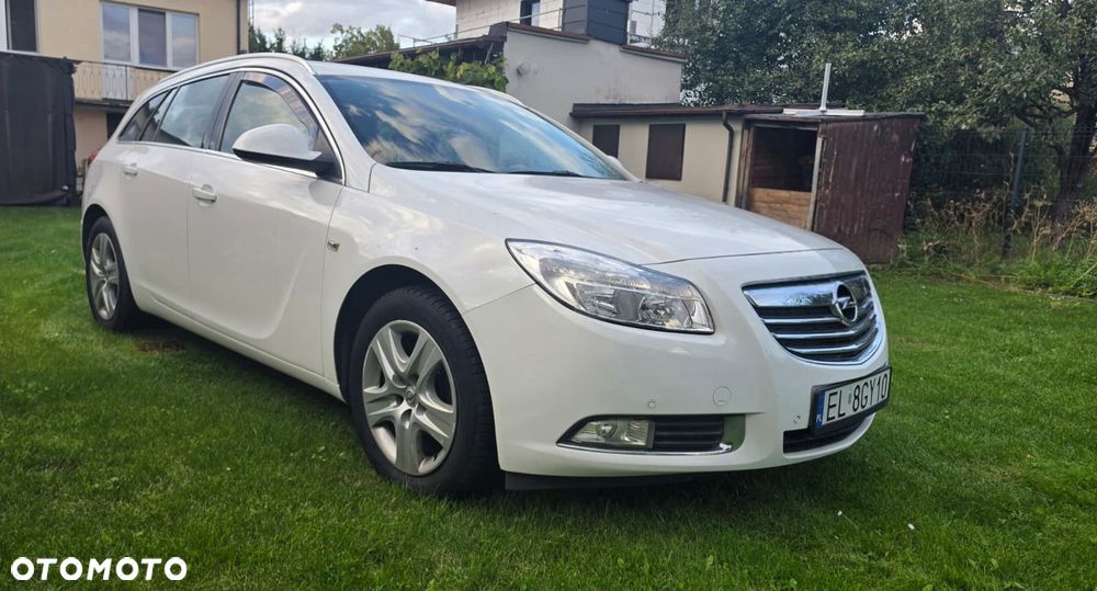 Opel Insignia - 1