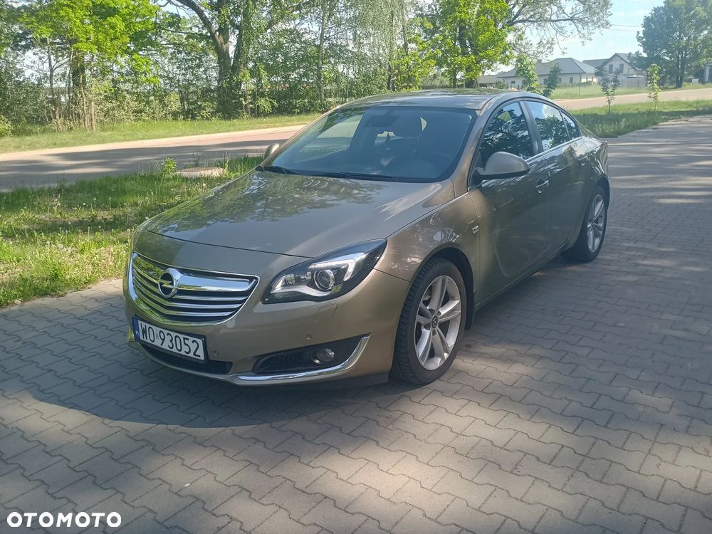 Opel Insignia 1.6 T Cosmo EU6 - 1