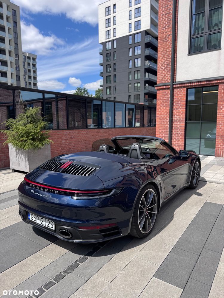 Porsche 911 Carrera 4S Cabrio - 12