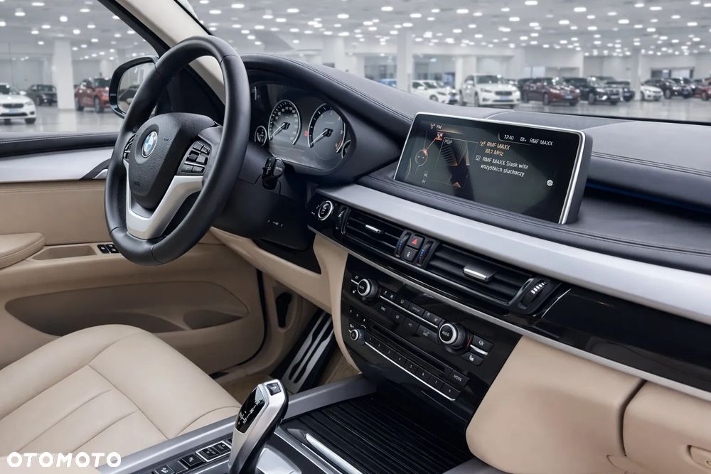 BMW X5 xDrive25d Sport-Aut - 30