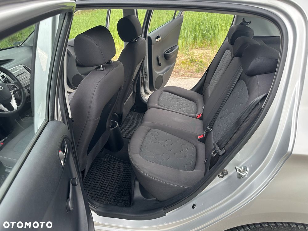 Hyundai i20 1.2 Comfort EU5 - 17