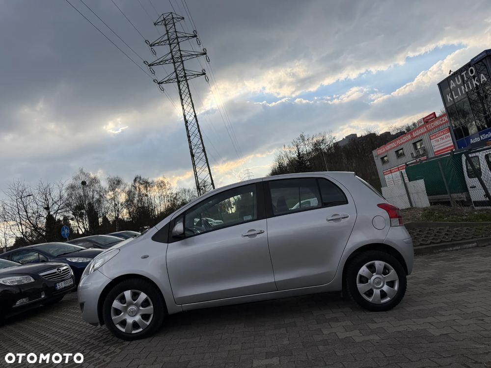 Toyota Yaris 1.33 Active - 3