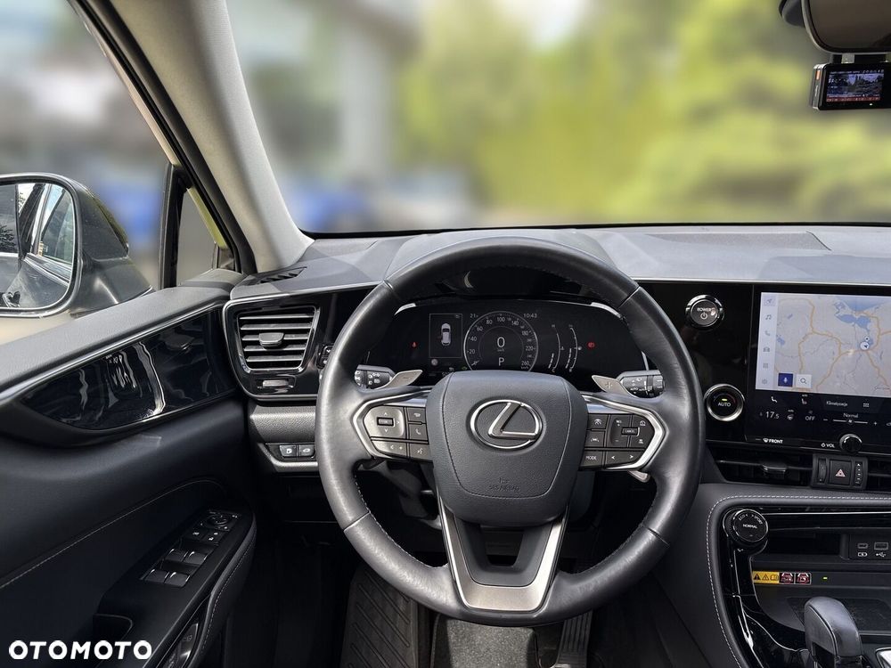Lexus NX 350h Business AWD - 23