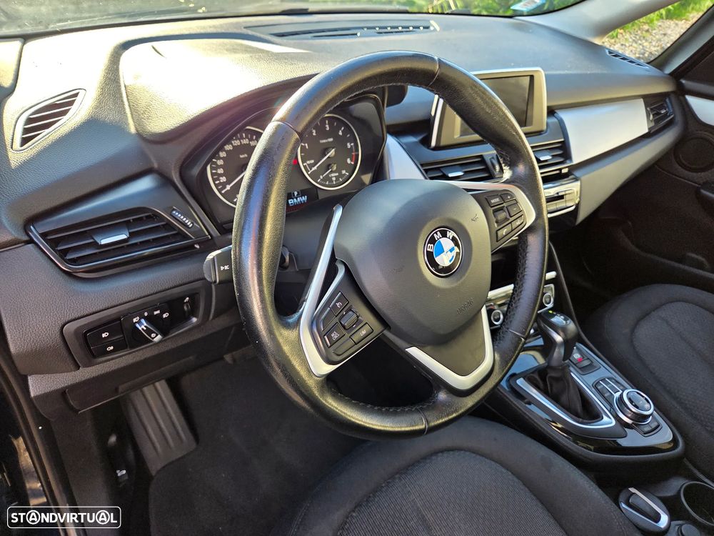BMW 218 Gran Tourer d 7L Line Luxury Auto - 4