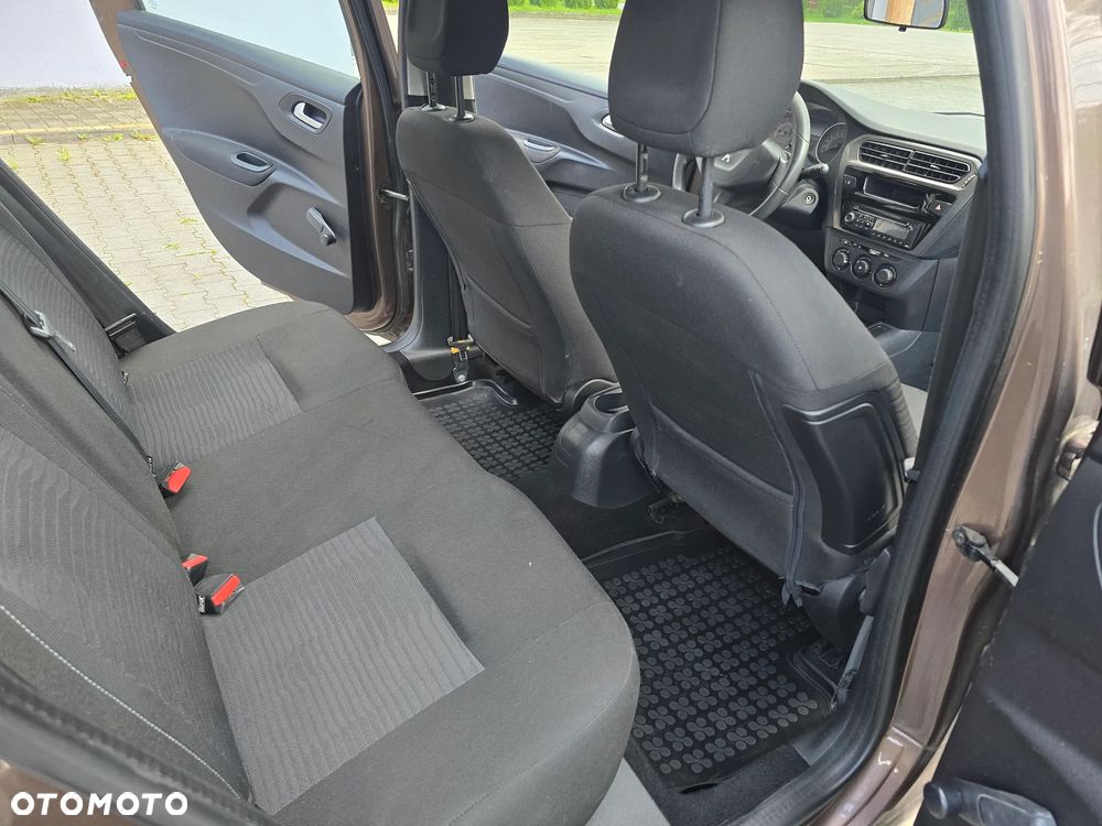 Peugeot 301 1.6 HDi Active - 5