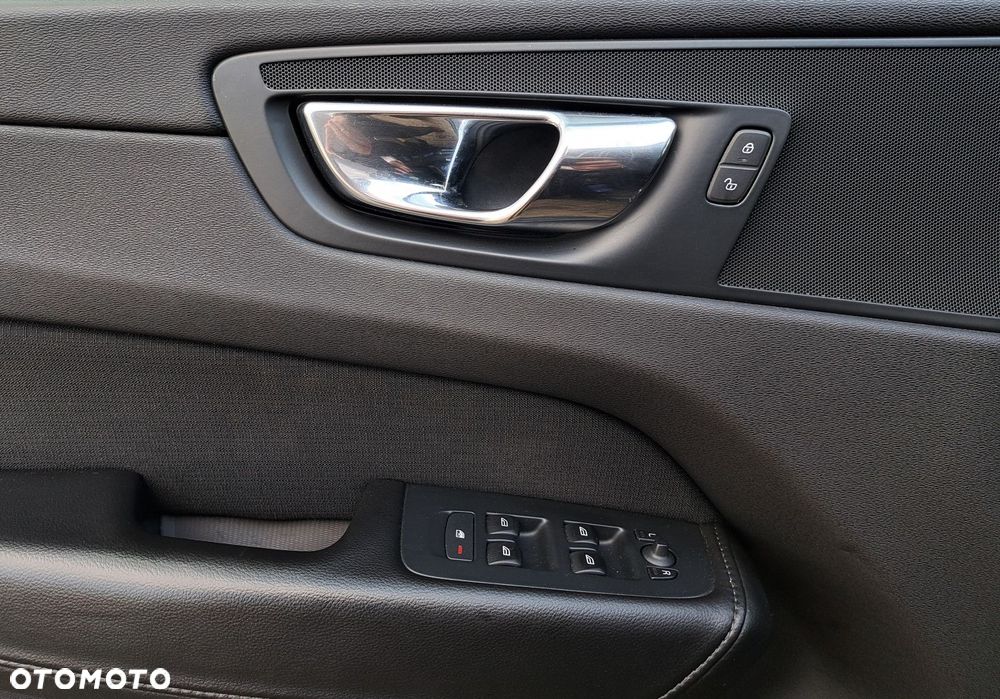 Volvo XC 60 - 26