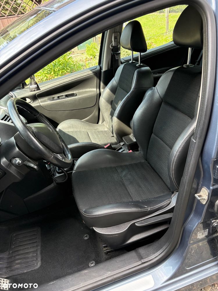 Peugeot 207 1.4 HDi Trendy - 4