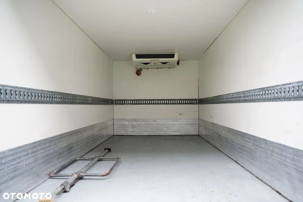 Iveco DAILY 35-150 / CHŁODNIA / THERMO KING / MANUAL / BLIŹNIAK / 3 MIEJSCA / - 20