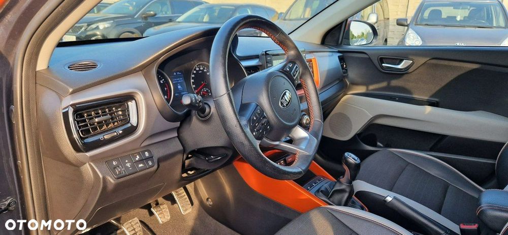 Kia Stonic - 19