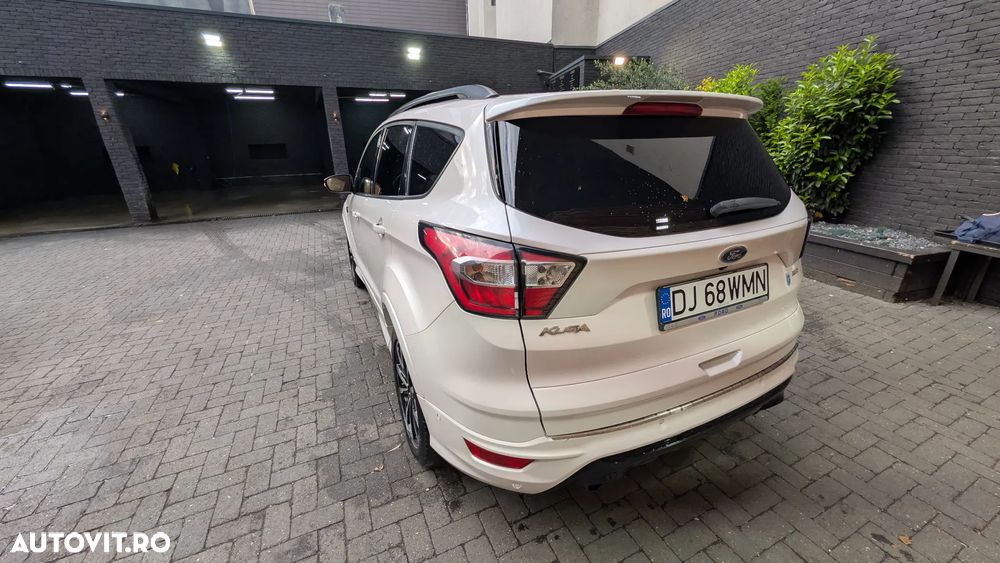 Ford Kuga - 3