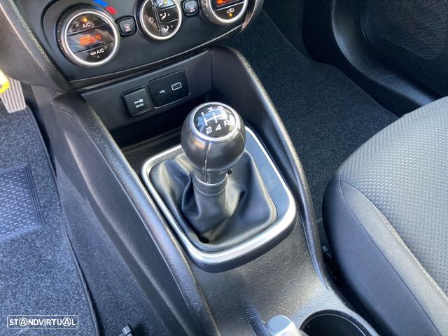 Fiat Tipo 1.3 M-Jet Street - 24