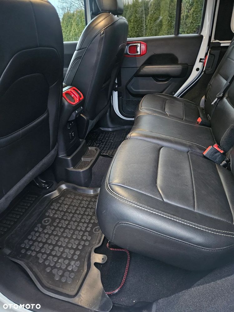 Jeep Wrangler Unlimited 3.6 Automatik Sahara - 8