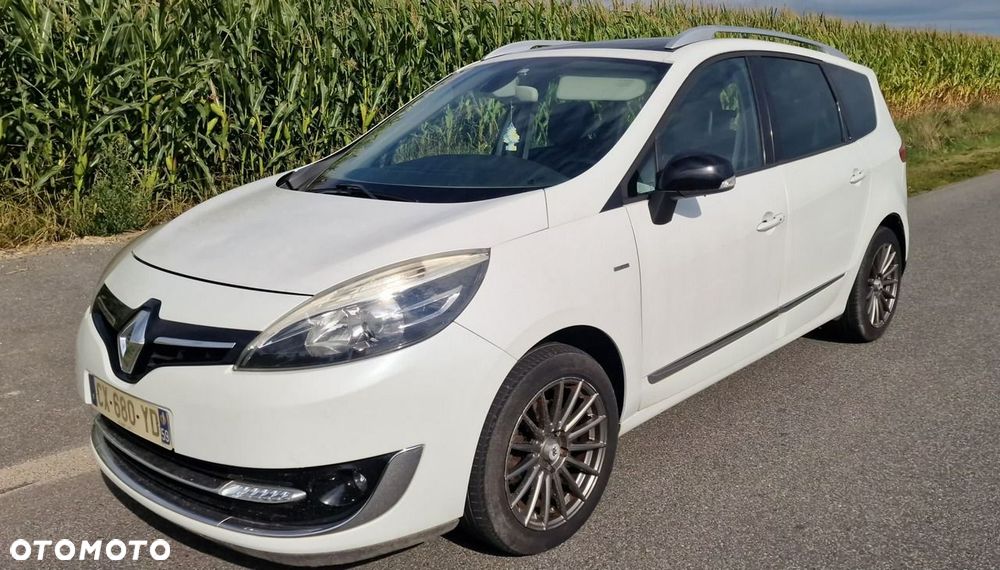 Renault Grand Scenic - 25