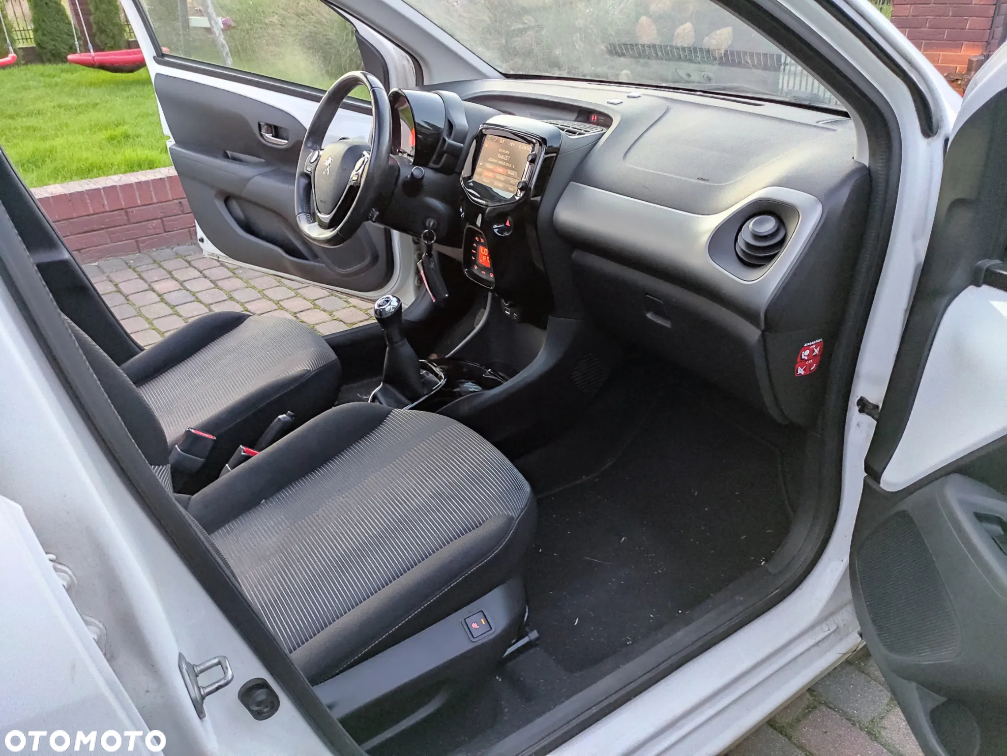 Peugeot 108 PureTech 82 Top Allure - 5