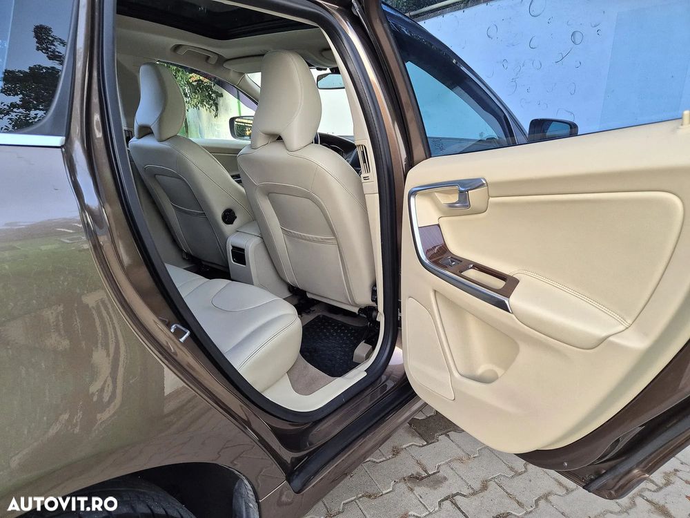 Volvo XC 60 D4 VEA Start-Stop Kinetic - 10
