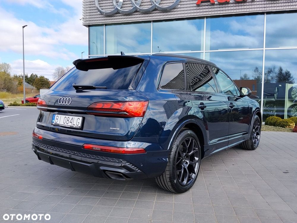 Audi Q7 - 7
