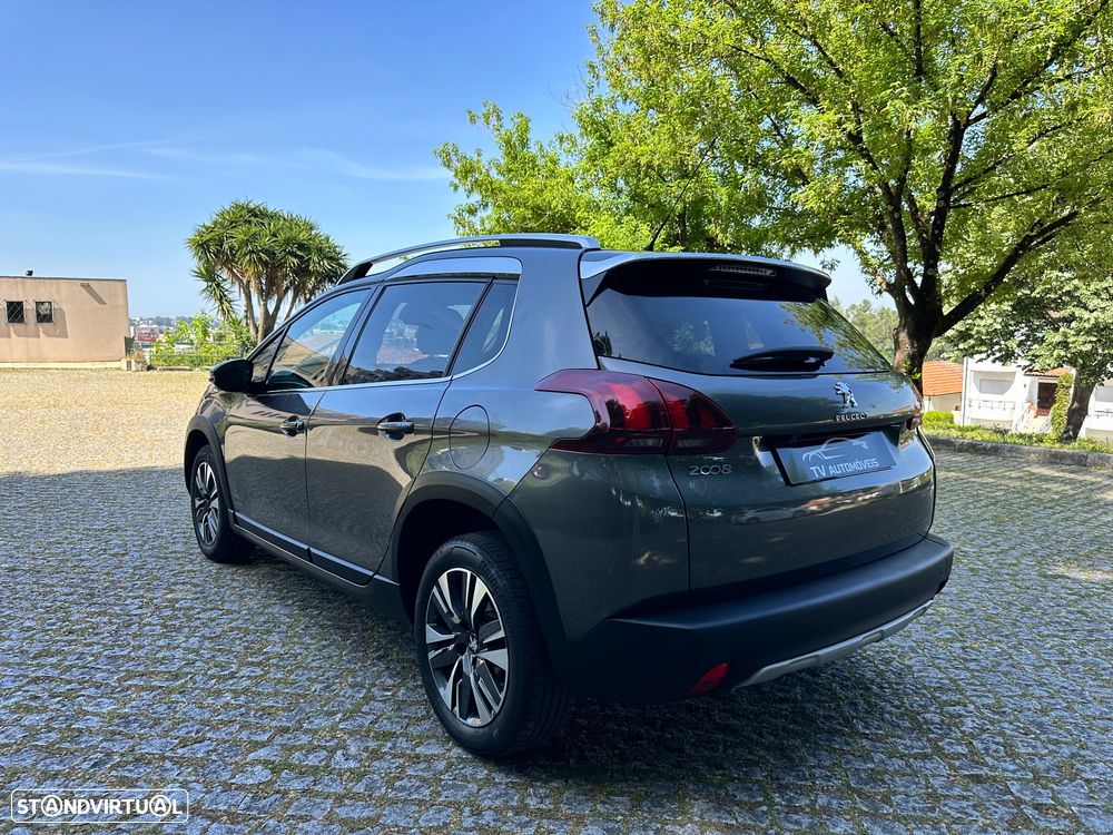 Peugeot 2008 - 4