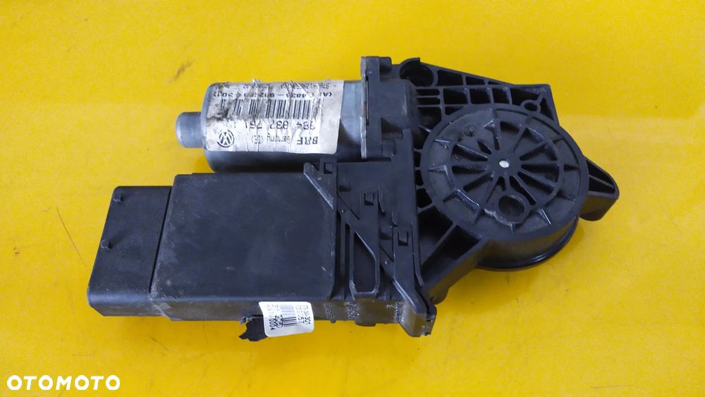 VW PASSAT B5 PODNOŚNIK SZYBY LEWY 3B483775 - 1