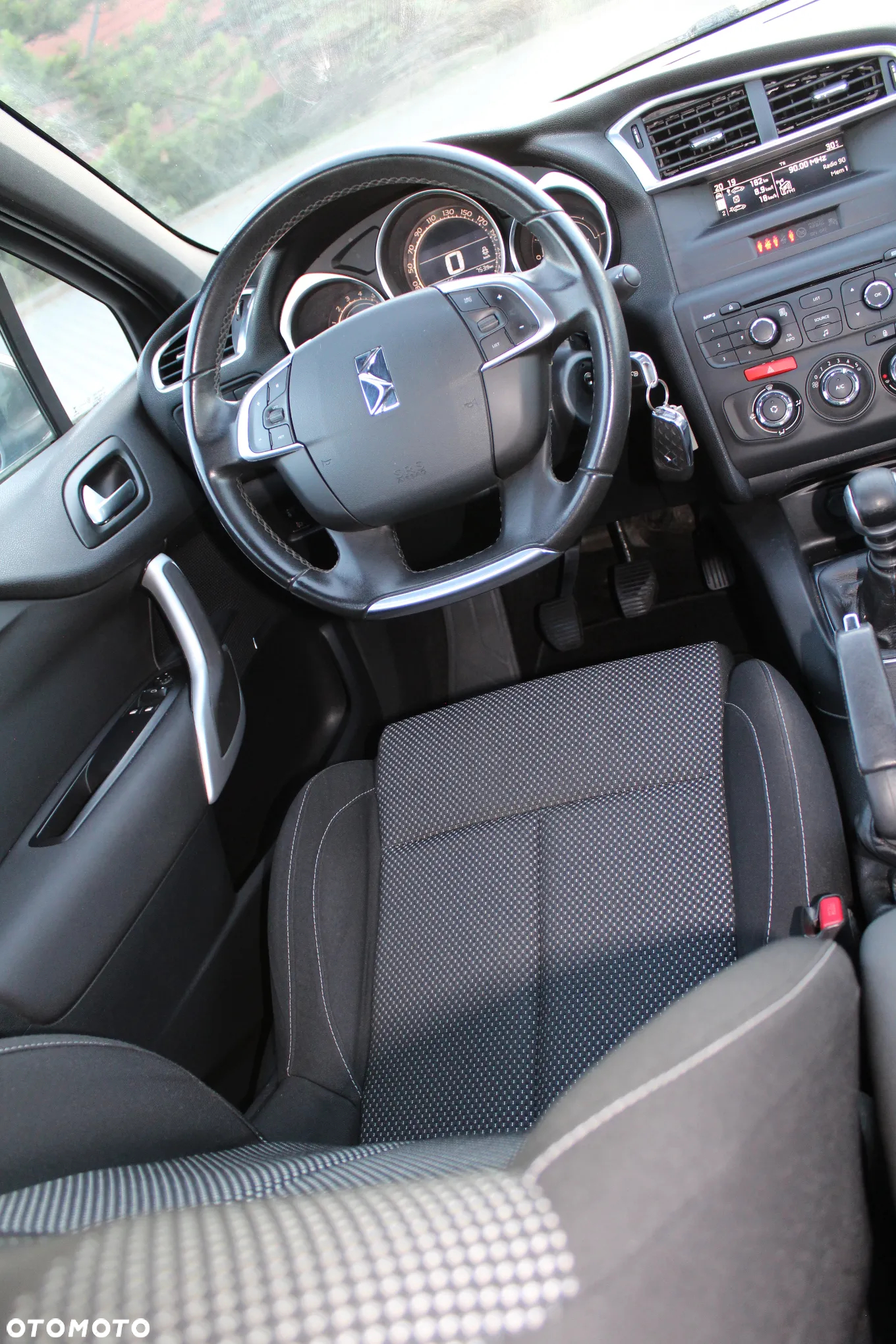 Citroën DS4 PureTech 130 Stop&Start Chic - 22