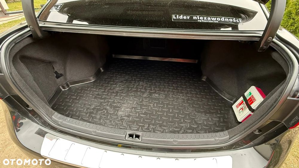 Toyota Avensis 2.0 Prestige MS - 26