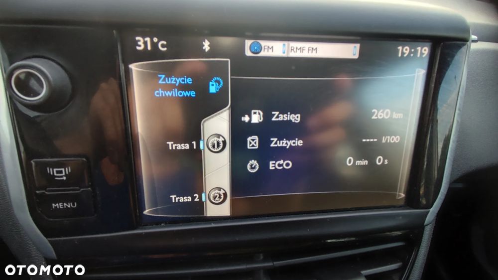 Peugeot 208 1.6 e-HDi Active STT - 13